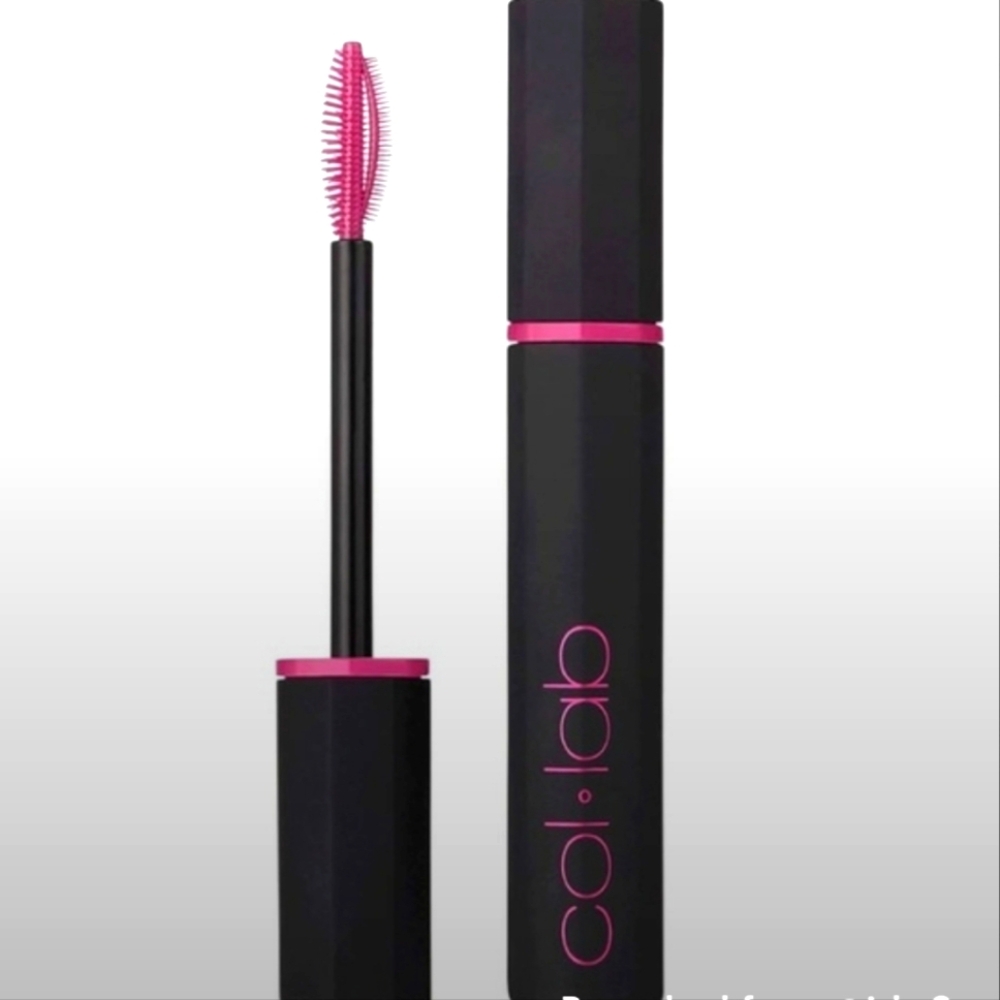COL-LAB The Works Wow Effect Mascara Extreme Black Waterproof NEW PC